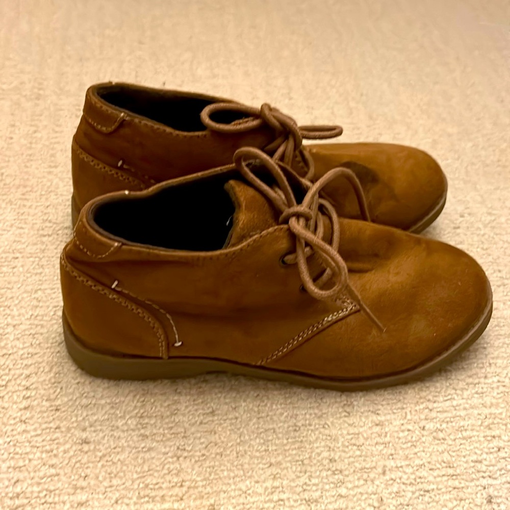Max + Jake Drew Chukka Lace-Up Boots Boys size 3